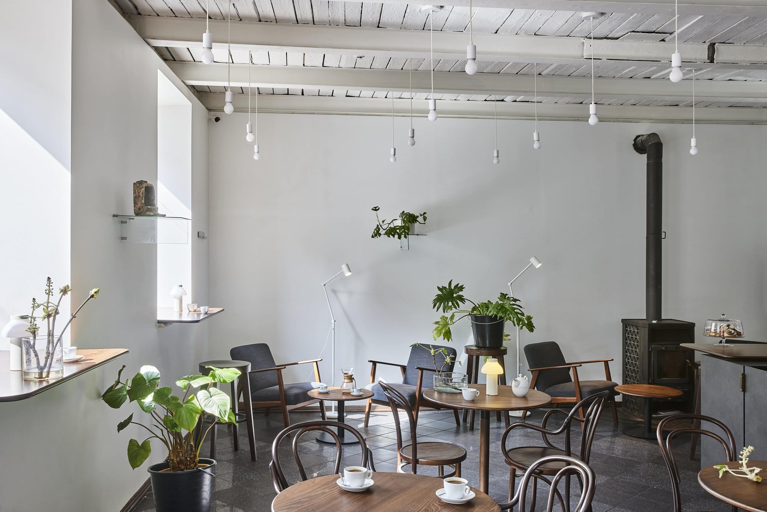 Coffee spells • Neakivaizdinis Vilnius