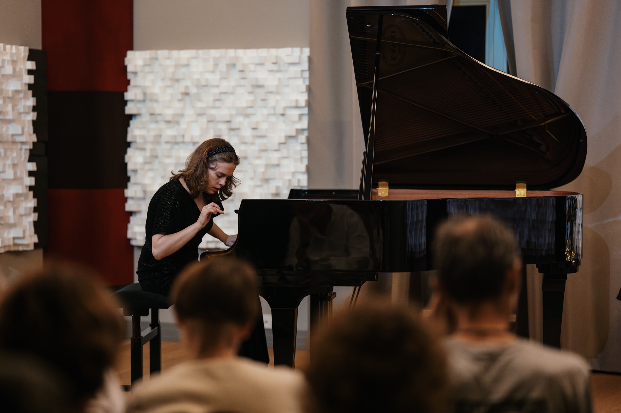 Ne tik menas kaskart save išranda naujai – tas pats galioja ir aplinkai, kurioje jis gimsta. Pop-...