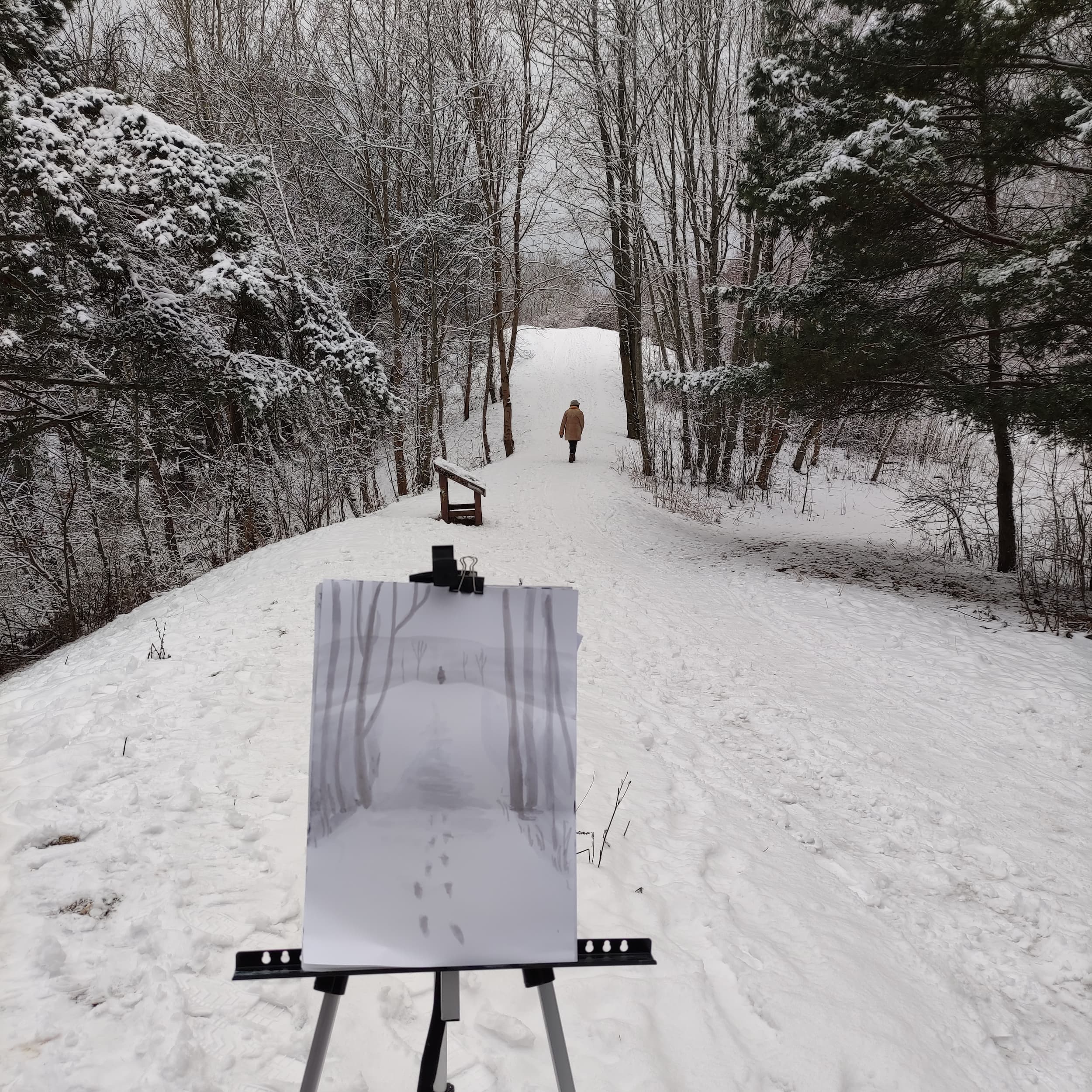 Salvija Vaičikonytė mėgsta piešti savo rajono vaizdus. Salvijos Vaičikonytės nuotr.